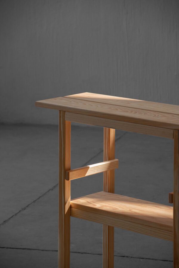 Mesita auxiliar - Surco